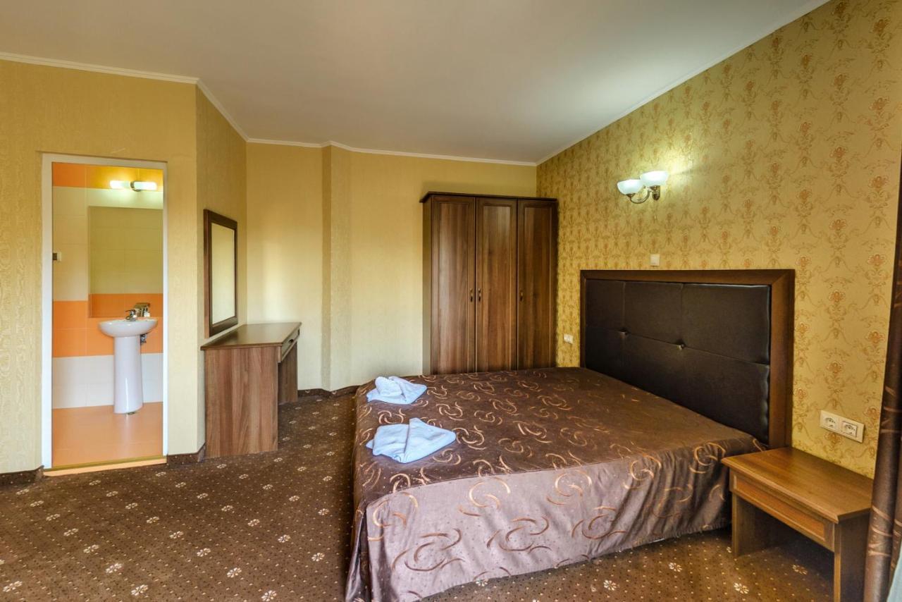 Хотел Магнолия, Hotel Magnoliya Panicsiste Kültér fotó